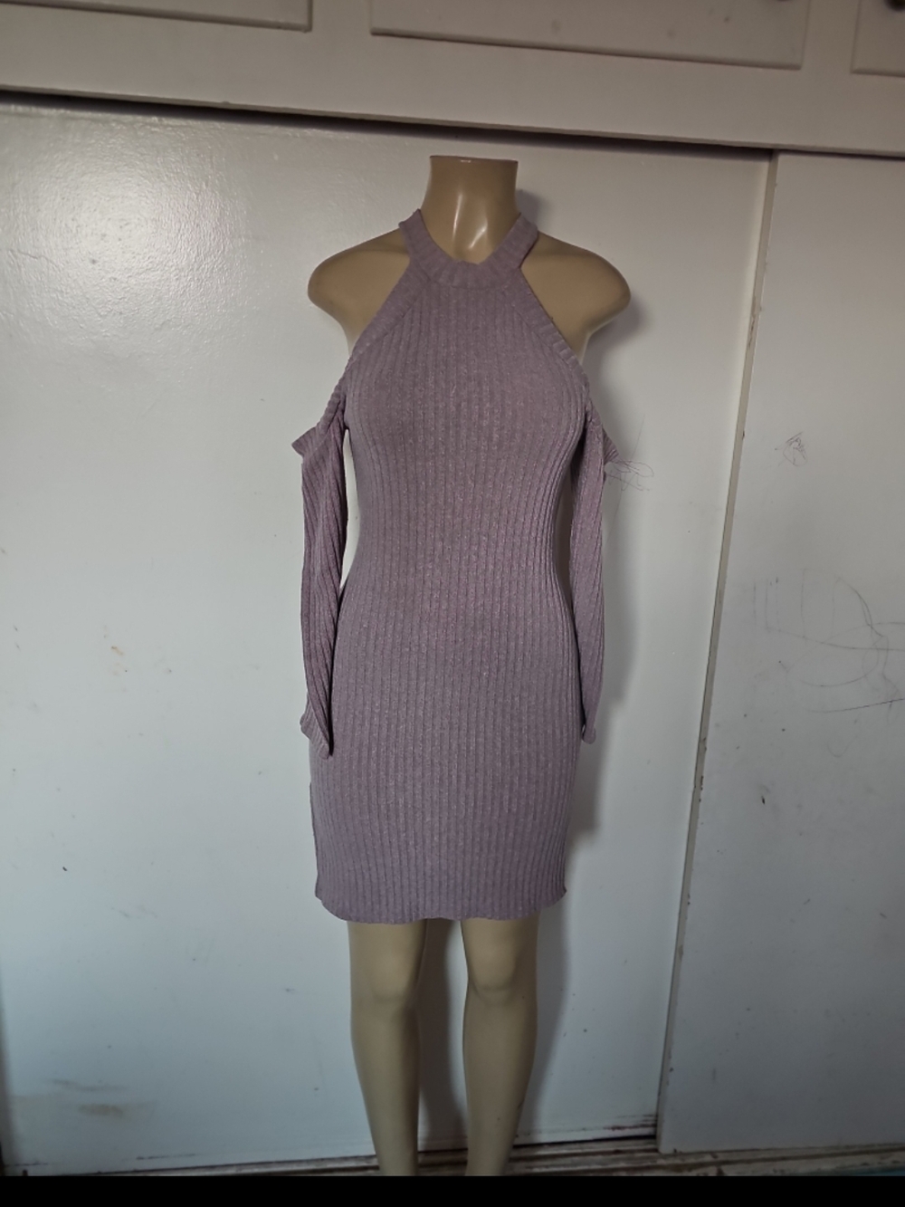 Charlotte Russe Mauve Ribbed Cold-Shoulder Mini Dress